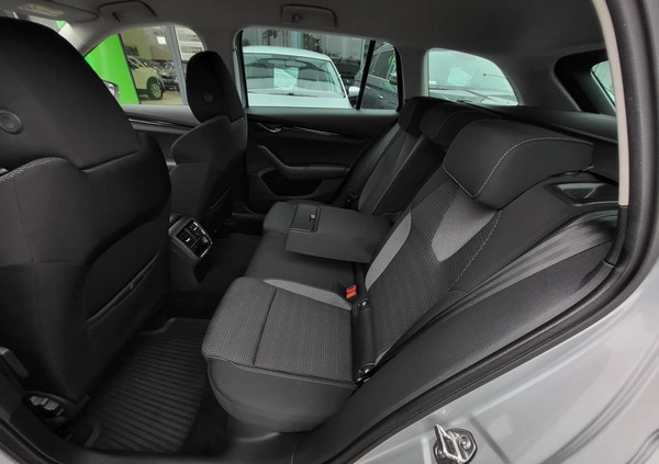 Skoda Octavia cena 99999 przebieg: 78950, rok produkcji 2020 z Lipsko małe 379